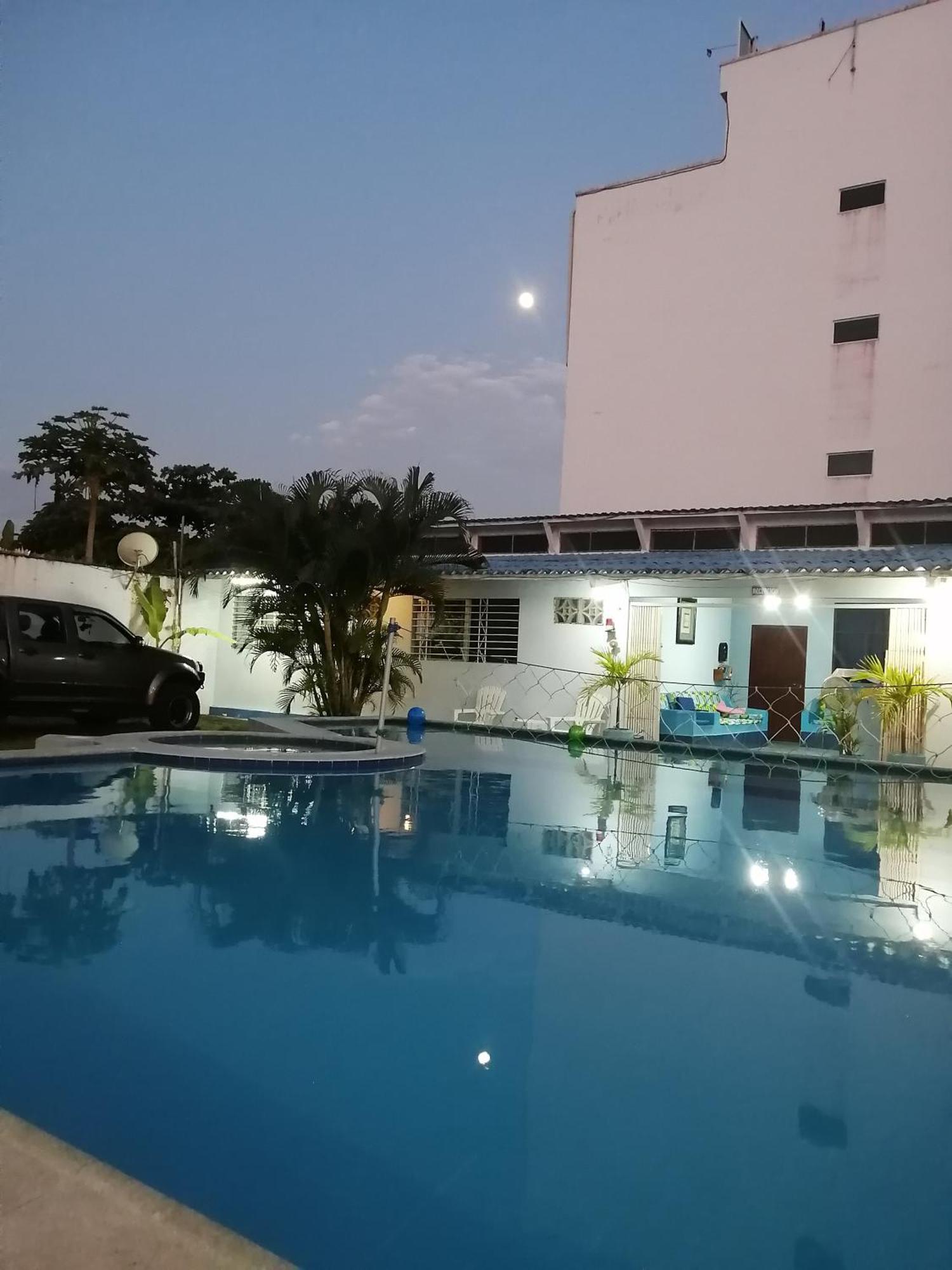 Hostal Aruba Атакамес Екстериор снимка